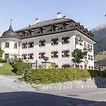 Aparthotel Ansitz Felsenheim
