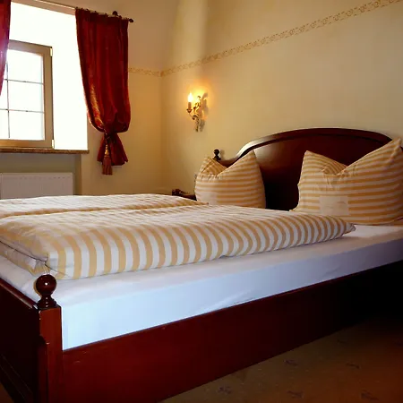 Aparthotel Ansitz Felsenheim Lermoos