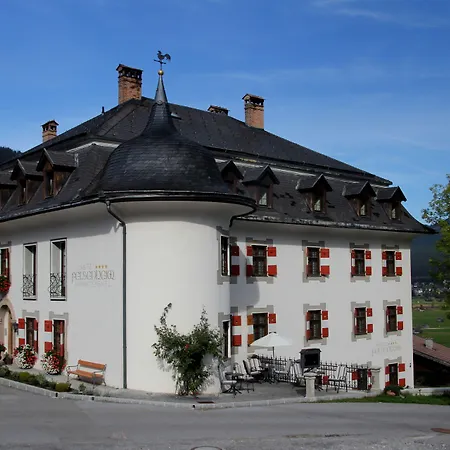 Ansitz Felsenheim Apartahotel