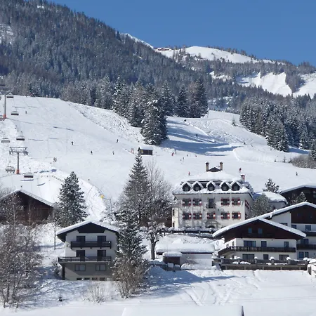 Ansitz Felsenheim Lermoos
