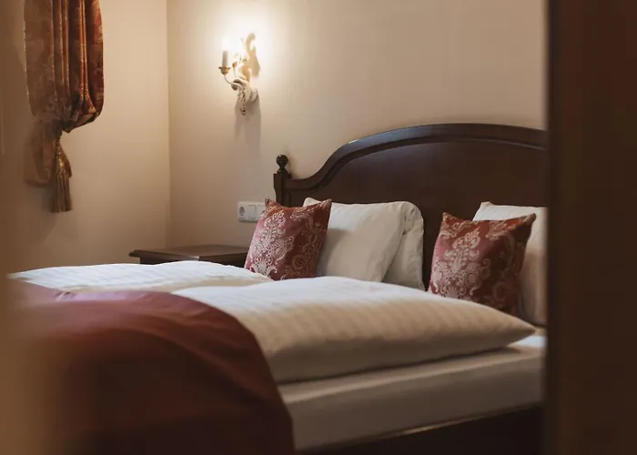 Aparthotel Ansitz Felsenheim 4*