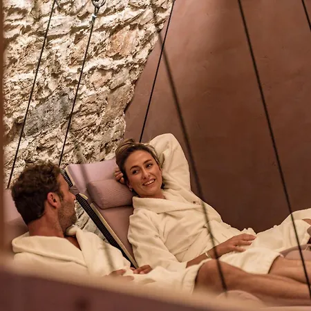 Ansitz Felsenheim Aparthotel