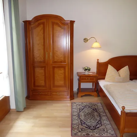 Ansitz Felsenheim Aparthotel