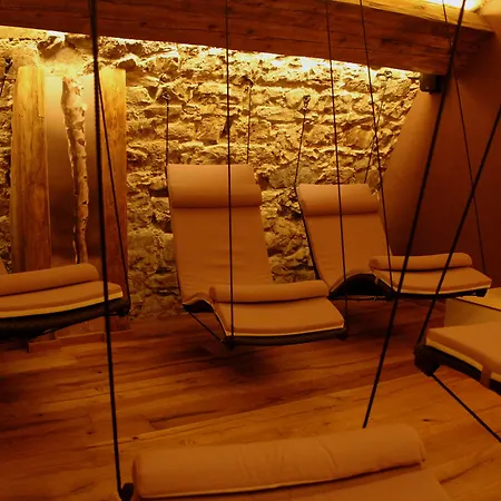 Aparthotel Ansitz Felsenheim Lermoos