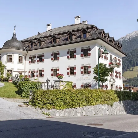 Aparthotel Ansitz Felsenheim