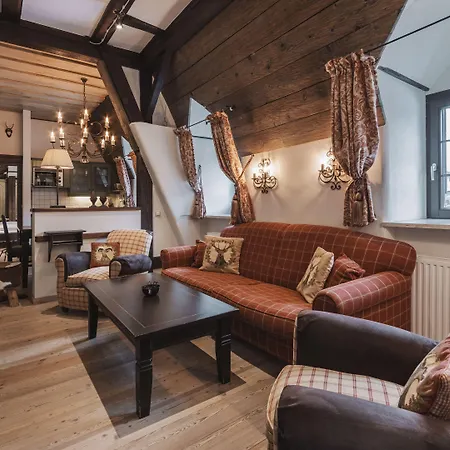 Aparthotel Ansitz Felsenheim 4*